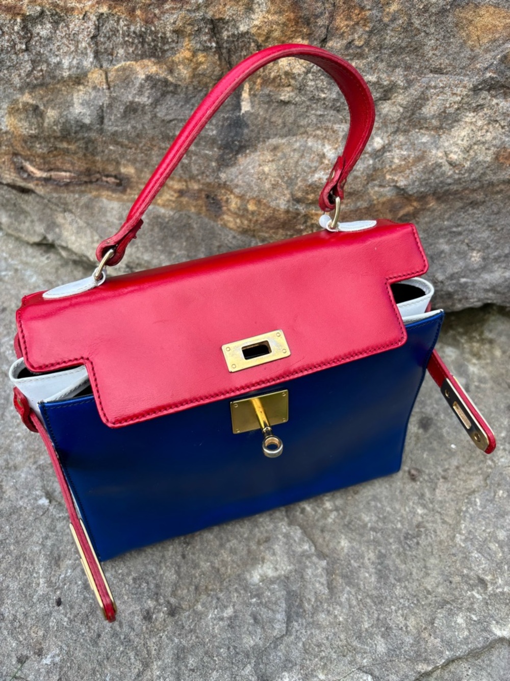 VINTAGE/ Never Used/ ITALY Classic Red White and Blue Leather Top-Handle bag.OBO - Picture 2 of 14